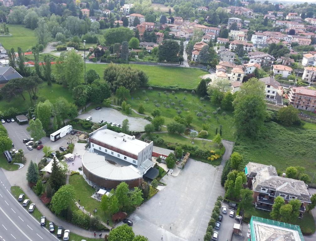 Inverigo Hotel Zewnętrze zdjęcie
