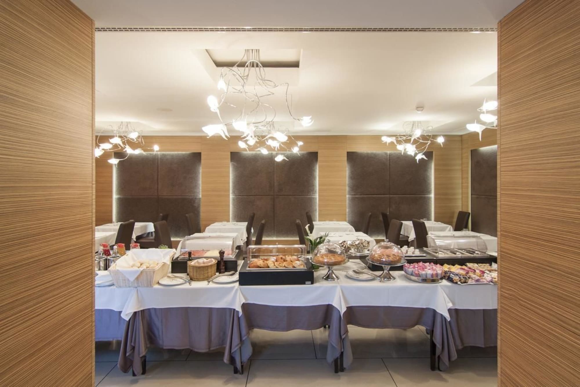 Inverigo Hotel Zewnętrze zdjęcie